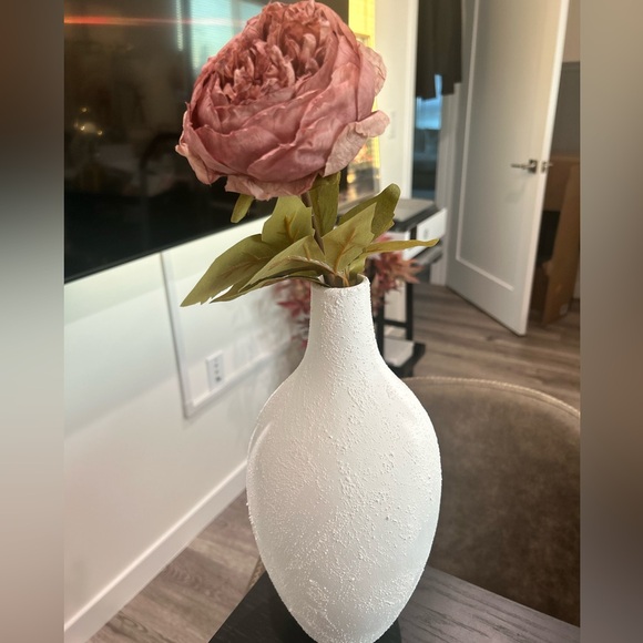 Hand-Painted Rustic White Vase with Textured Finish - Picture 2 of 5